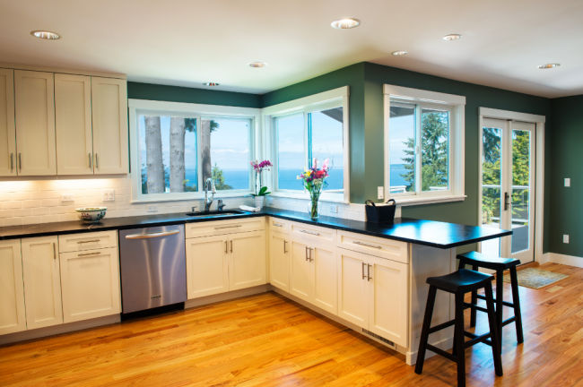 Edmonds-kitchen-2